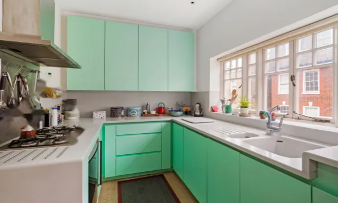 Недвижимость Yeomans Row: 2