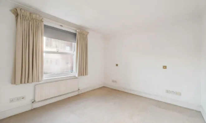 Недвижимость Hortensia Road: 11