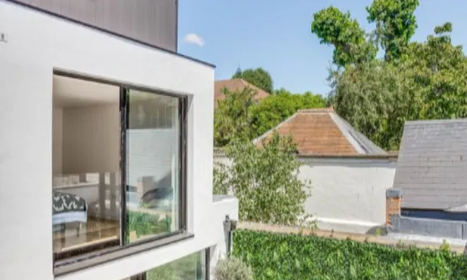 Недвижимость Milman Street: 8