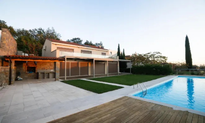 Недвижимость Дом, Ножед: 1