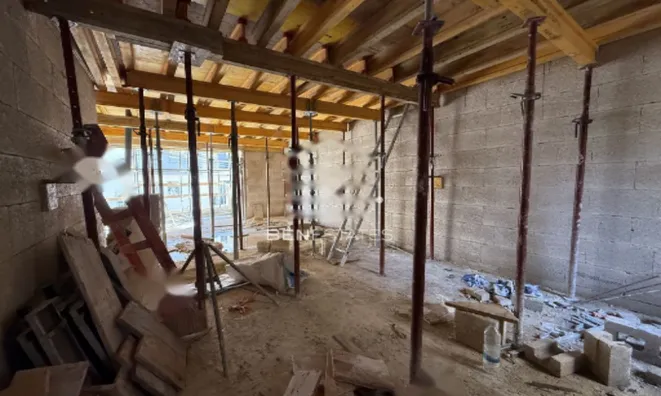 Недвижимость Central Zebbug Apartment: 2