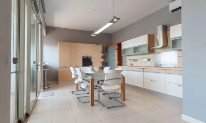 Недвижимость Sliema Seaside Retreat: 3