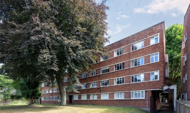 Недвижимость Upper Richmond Road: 1