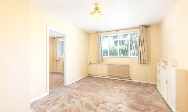 Недвижимость Upper Richmond Road: 2