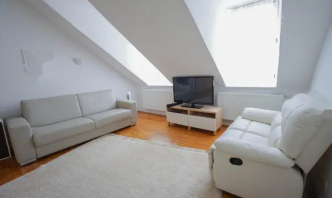 Недвижимость Квартира, 3 комнаты, Старый рынок: 5