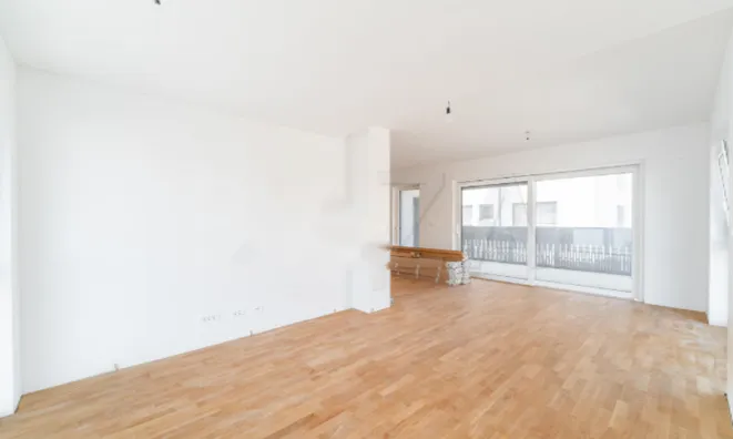 Недвижимость 4-комнатная квартира Жежица: 12