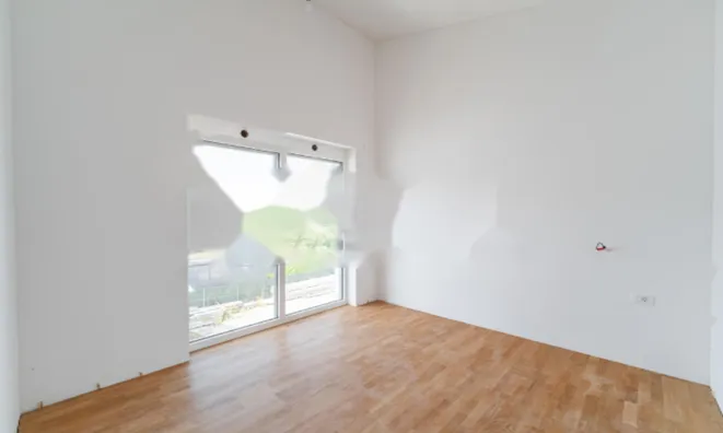 Недвижимость 4-комнатная квартира Жежица: 14