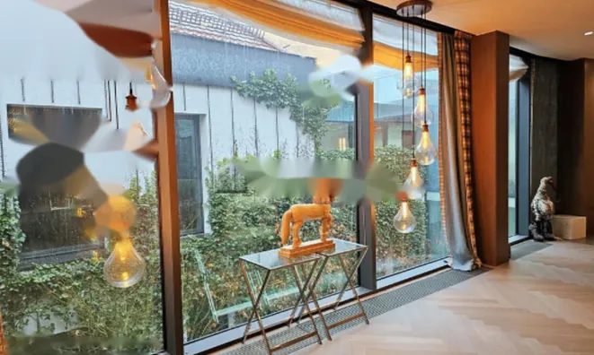 Недвижимость Квартира, более 5 комнат, Центр: 3