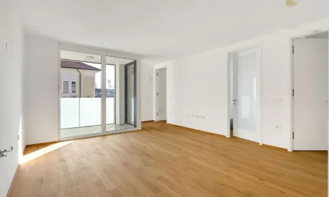 Недвижимость Квартира, 3,5 комнаты, Жиданов Квартал, Бежиград: 2