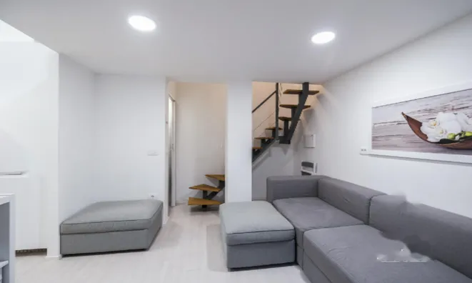 Недвижимость Квартира, 2 комнаты, Бежиград: 4