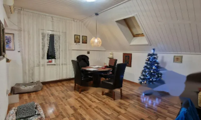 Недвижимость Квартира, 3-комн., Новый Л. Центр: 1