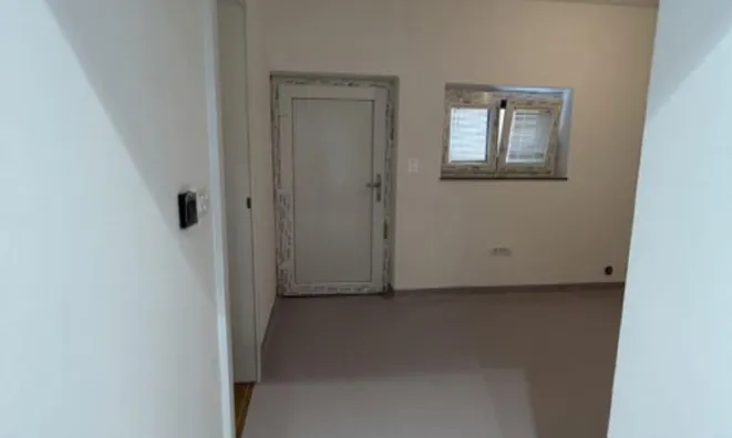 Недвижимость Квартира, 3 комнаты Шентвид: 2