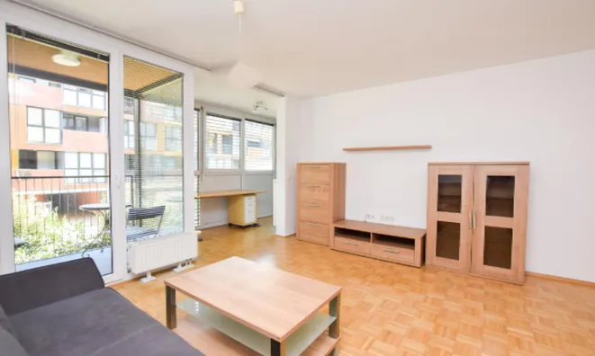 Недвижимость Квартира 2-комн. Центр Любляны: 1