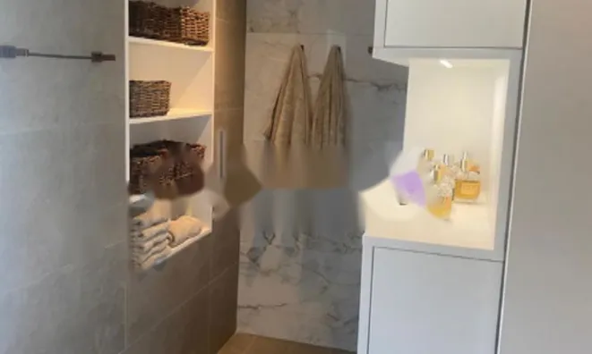 Недвижимость Четырехкомнатная квартира Бежиград: 4