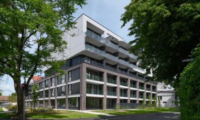 Недвижимость Трехкомнатная квартира, Бежиград: 3