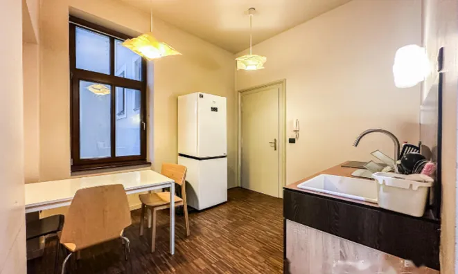 Недвижимость Квартира, 3 комнаты, Центр: 1