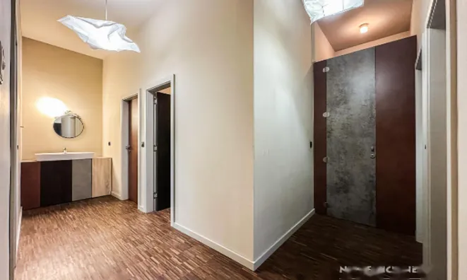 Недвижимость Квартира, 3 комнаты, Центр: 5