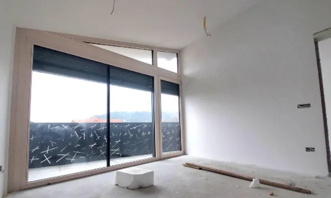 Недвижимость Четырехкомнатная квартира Сенджакоб: 9