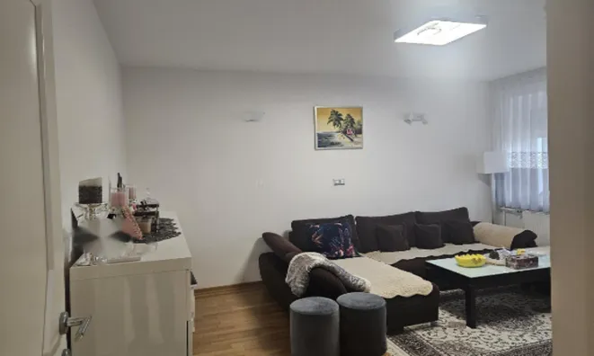 Недвижимость Трехкомнатная квартира Лубляна Шишка: 4