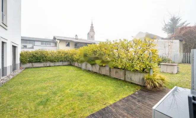 Недвижимость Четырехкомнатная квартира : 6