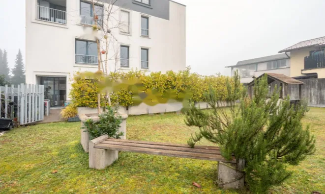 Недвижимость Четырехкомнатная квартира : 13