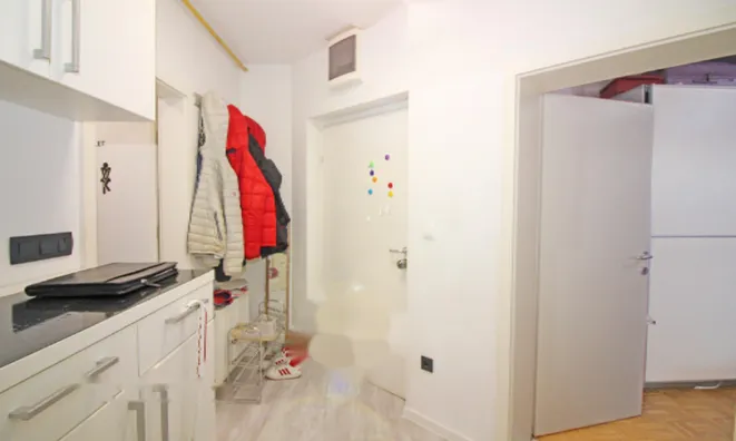 Недвижимость Квартира с паркингом Вич: 5