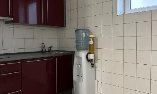 Недвижимость Коммерческое помещение Склад: 20