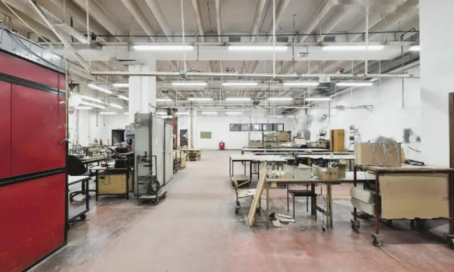 Недвижимость Коммерческое помещение Склахен: 2