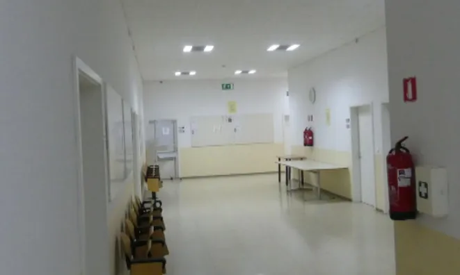 Недвижимость Коммерческое помещение Стегне: 6