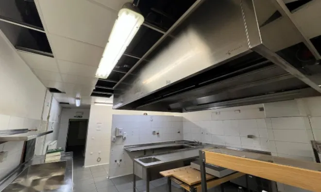 Недвижимость Коммерческое помещение Бежиград: 2