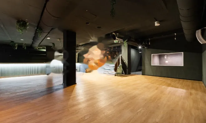 Недвижимость Коммерческое помещение в центре: 2