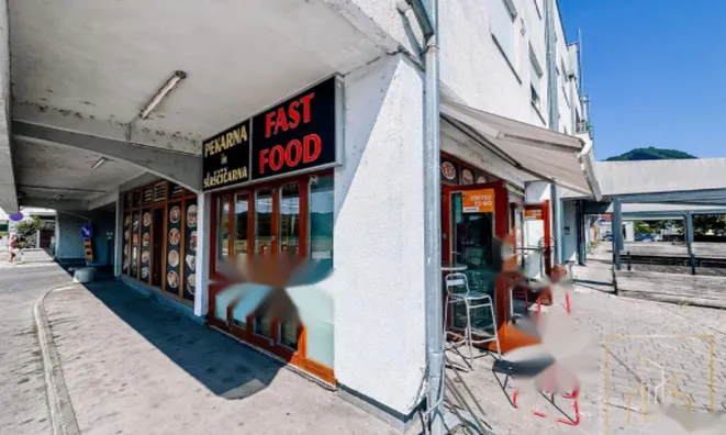 Недвижимость Торговое помещение Такен: 3