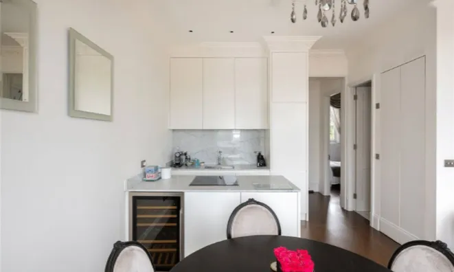 Недвижимость 53 Redcliffe Square: 1