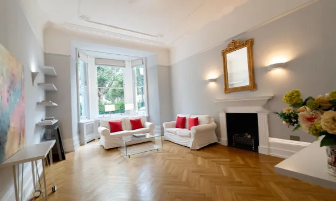 Недвижимость Redcliffe Square: 6