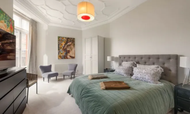 Недвижимость Lower Sloane Street: 1