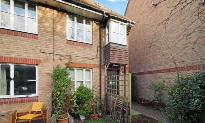 Недвижимость Bunning Way: 4