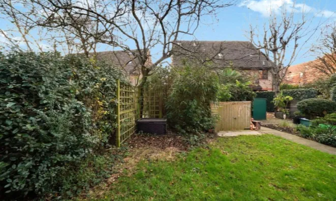 Недвижимость Bunning Way: 6