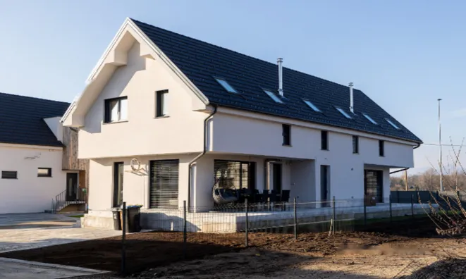 Недвижимость Дом, Чрна вас: 11