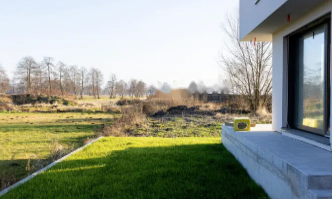 Недвижимость Дом, Чрна вас: 12