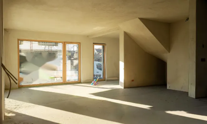 Недвижимость Дом, Чрна вас: 14