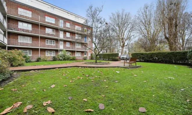 Недвижимость Rosemont Court, Rosemont Road, Acton: 3