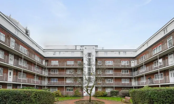 Недвижимость Rosemont Court, Rosemont Road, Acton: 4