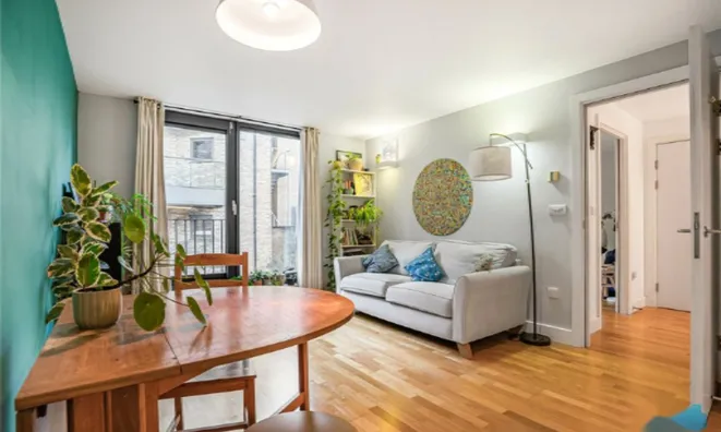 Недвижимость Weedington Road: 17