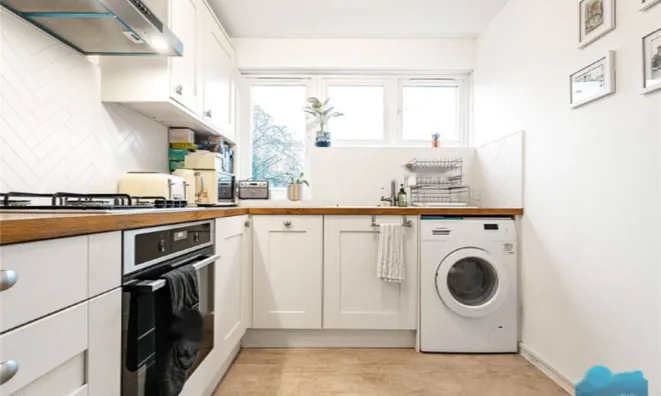 Недвижимость Cressfield Close: 2