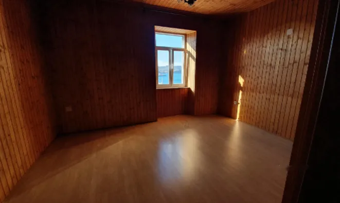 Недвижимость Квартира у моря в Изоле: 10