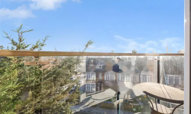 Недвижимость Nicoll Road: 6