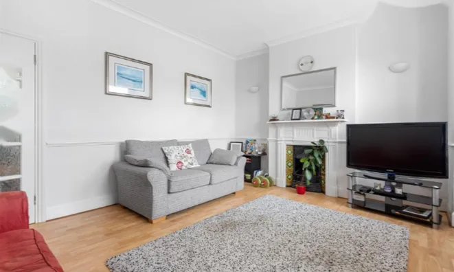 Недвижимость Essex Road: 4