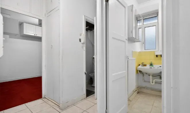 Недвижимость White City Estate: 17