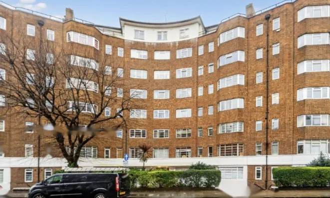 Недвижимость Barons Court Road: 11