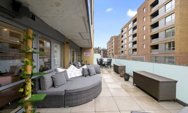 Недвижимость Cross Lane: 6